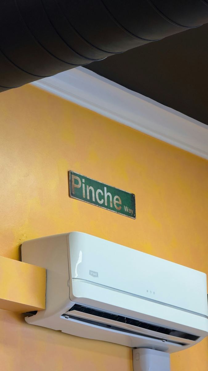 Wall-mounted air-conditioning unit