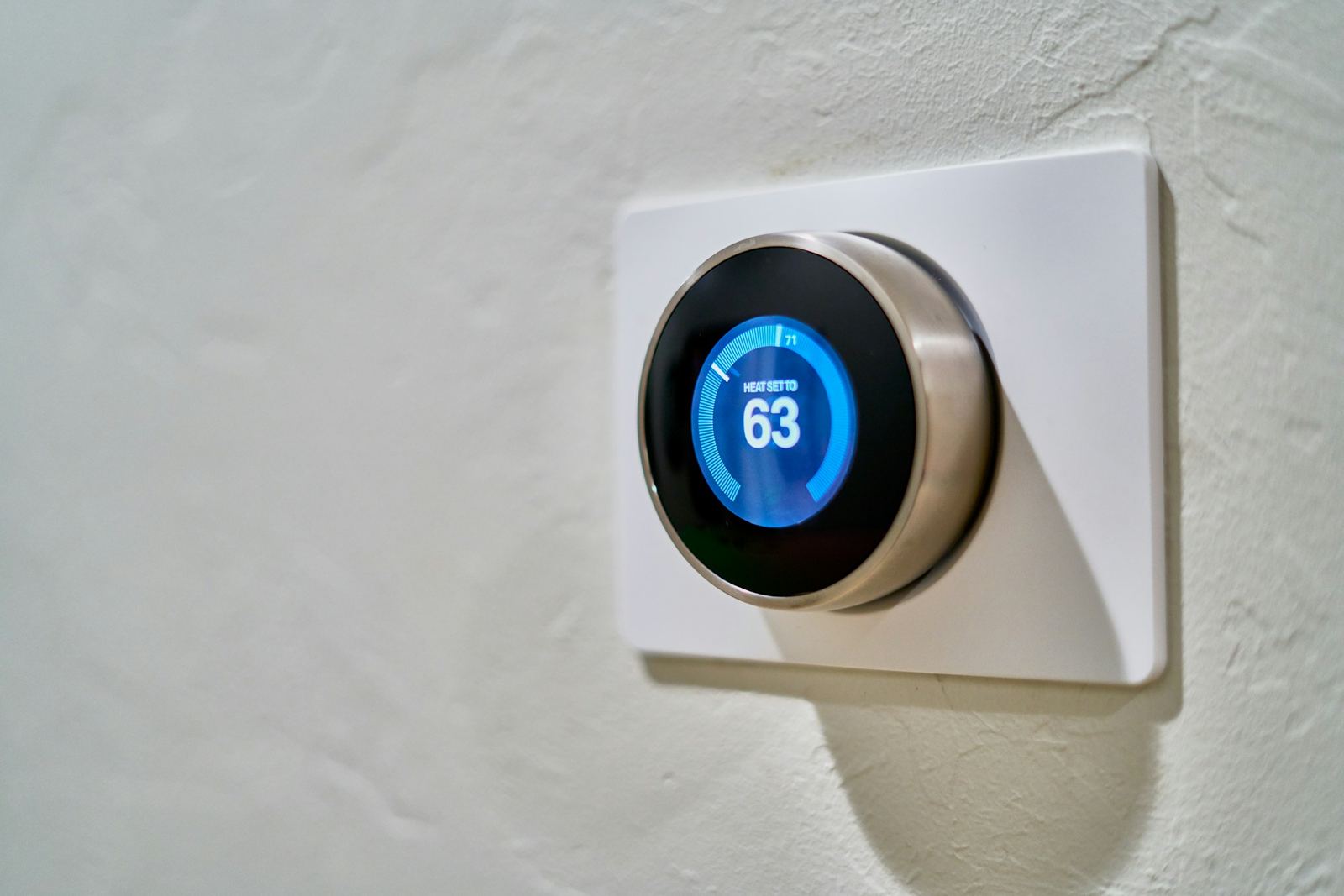 Air-conditioning thermostat detail